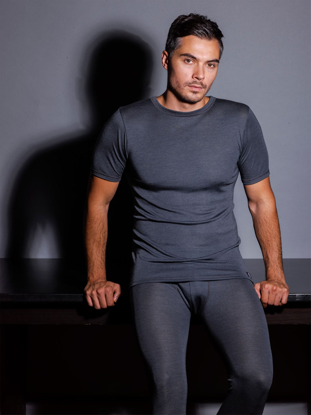 Edles Herren Shirt Rundhals, Wolle/ Seide Mischung